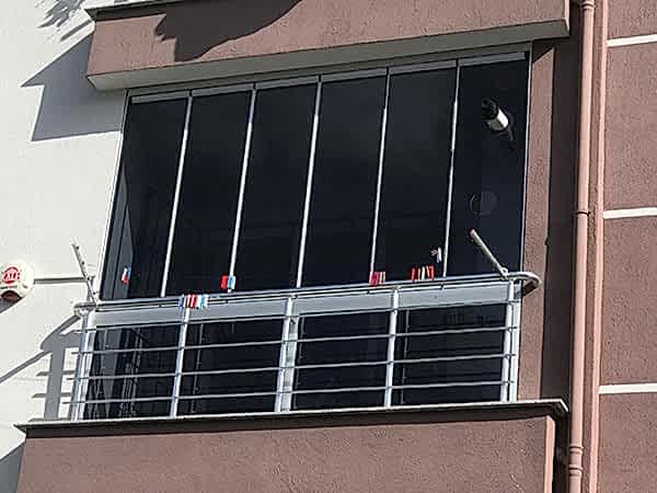 Füme Cam Balkon Dış Görünüm