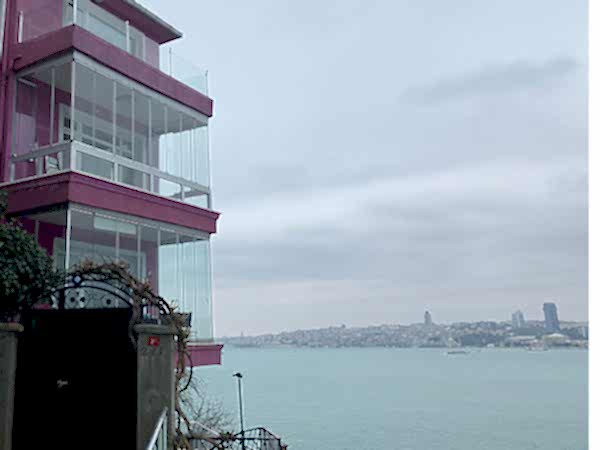 Kuzguncuk Cam Balkon Çalışmamız Dış Görünüm