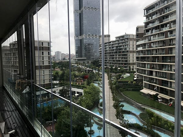 Sur Yapı Exsen istanbul Cam Balkon calışmamız iceriden görünüm