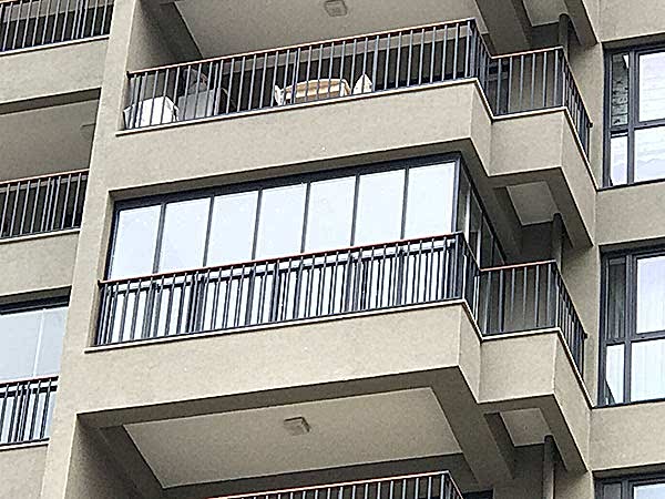 Sinpaş Aydos Country G.Blok İc Sag Görünüm Isı Camlı Cambalkon
